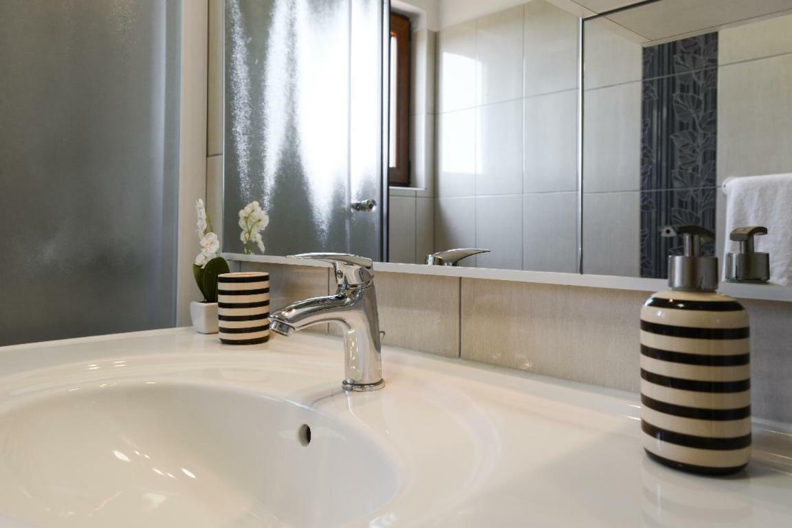 Apartment Lordanic Zaglav, Dugi Otok ภายนอก รูปภาพ